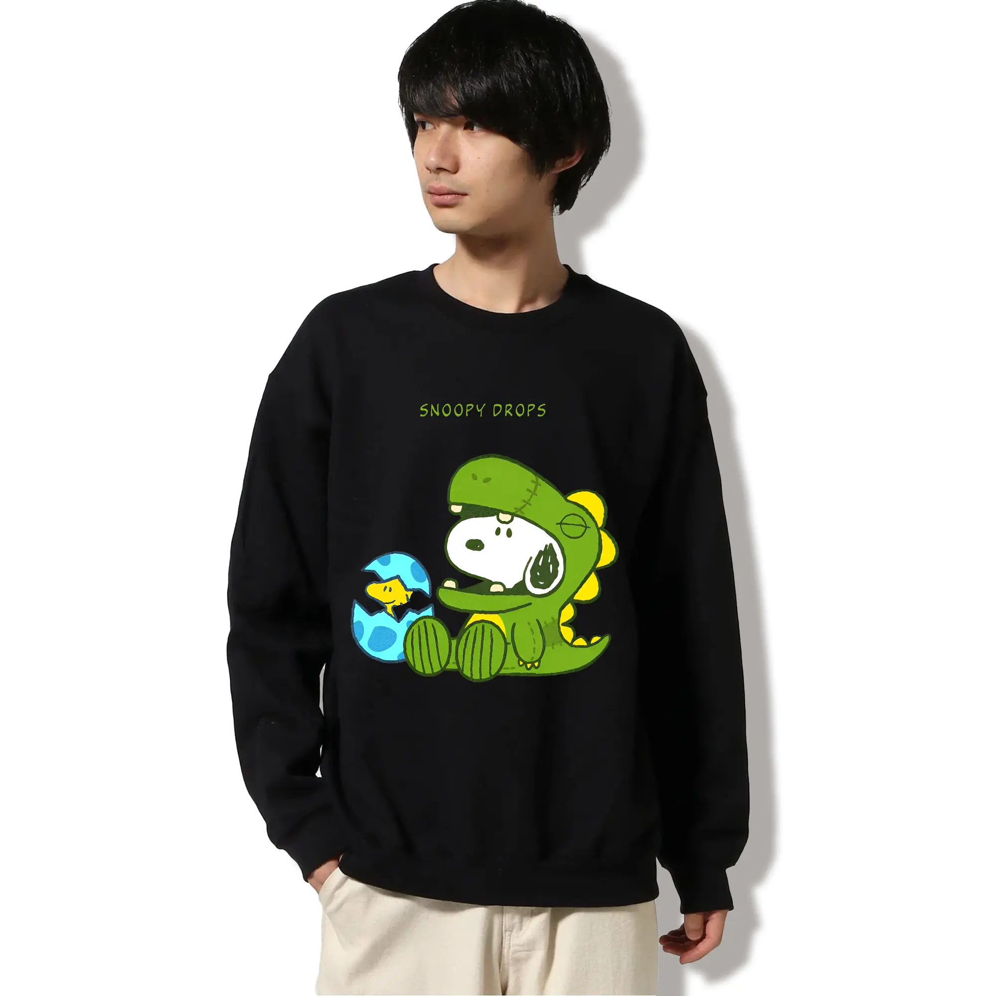 たまごから登場！ウッドストック＆恐竜スヌーピー