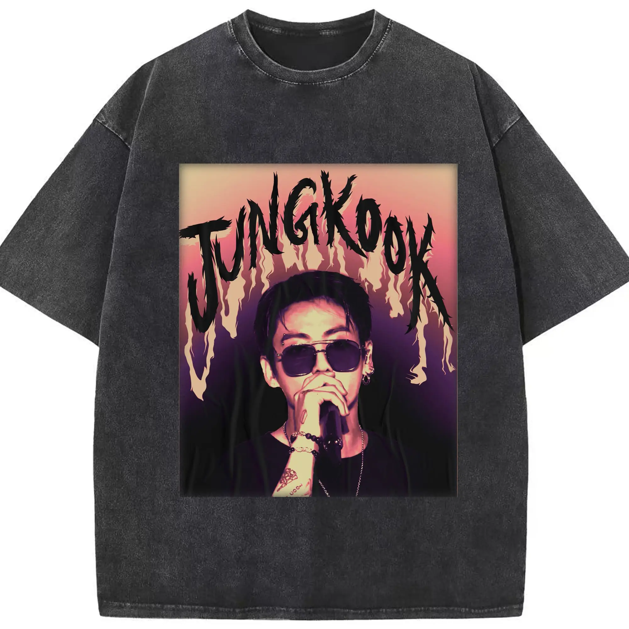 BTS ジョングク  ヴィンテージデザイン 韓流アイドル グッズ メンズ レディース対応 - 綿100％ ヴィンテージ風 半袖Tシャツ ・ フロントプリント ・ 柔らか肌触り ・ 通気性 快適 ・ スポーツ カジュアル 外出用