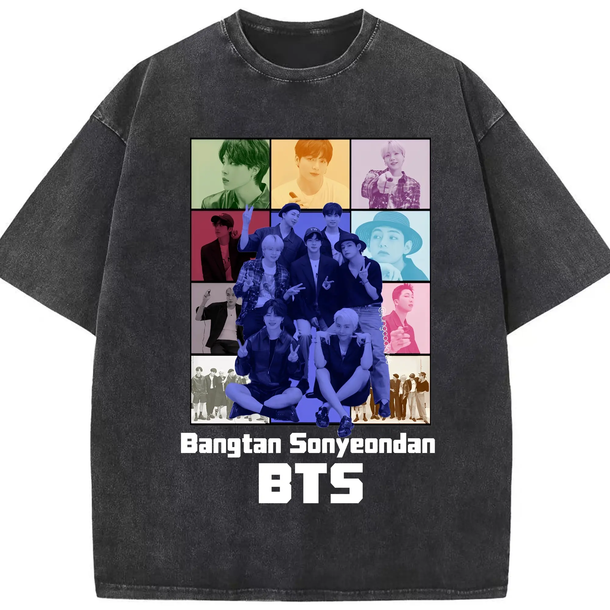 BTS × Taylor Swift『1989』限定コラボ人気グッズ - 綿100％ ヴィンテージ風 半袖Tシャツ ・ フロントプリント ・ 柔らか肌触り ・ 通気性 快適 ・ スポーツ カジュアル 外出用