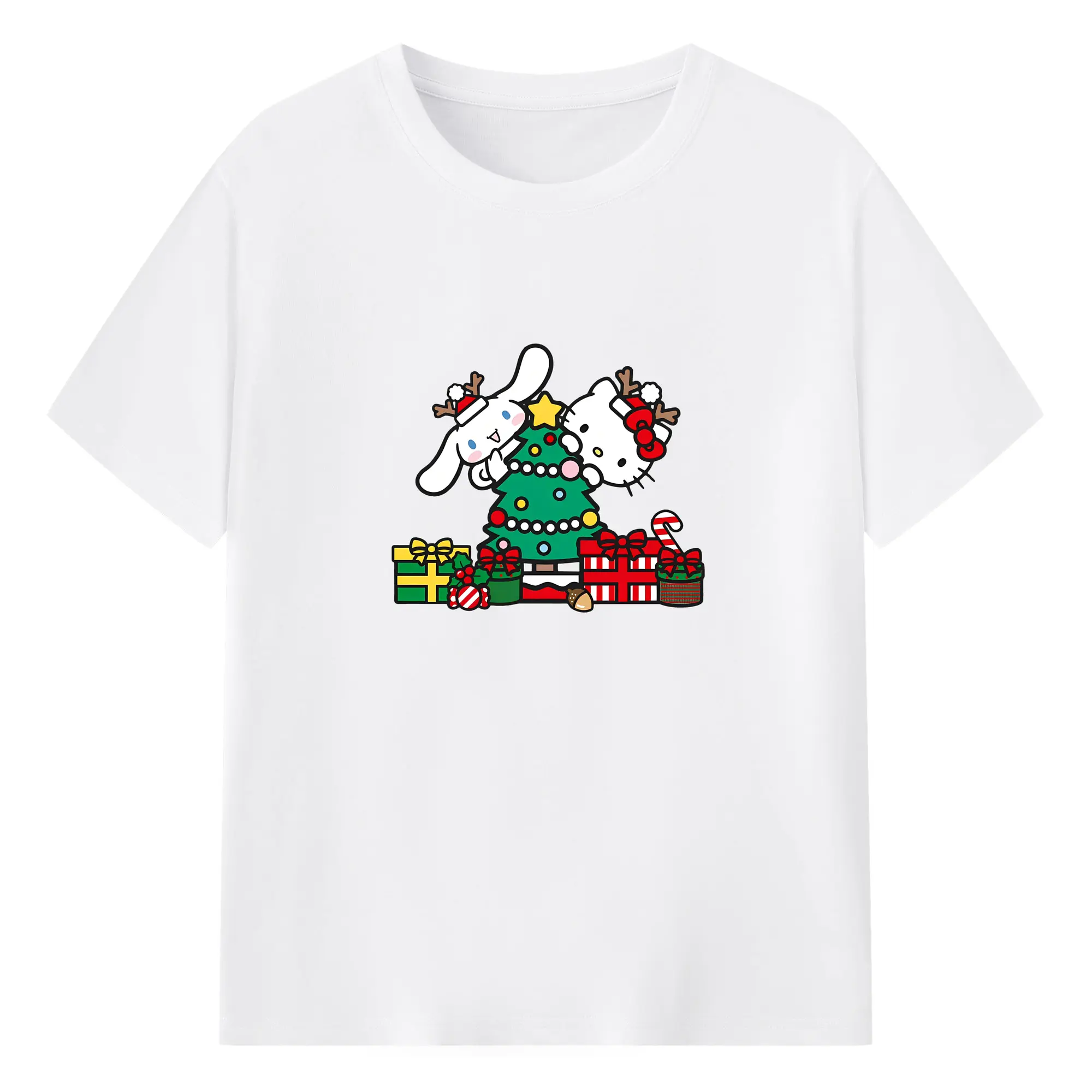 ハローキティ＆シナモロール クリスマス限定🎄 サンタ×ツリーの可愛い新作デザイン - 綿100％ 半袖Tシャツ ・ フロントプリント ・ 快適 通気性 ・ 日常使い 散歩 スポーツ用